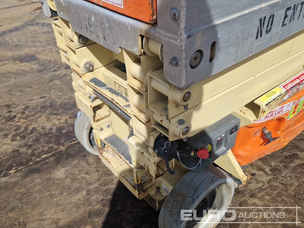 Aerial platform 2014 JLG 1930ES: picture 18