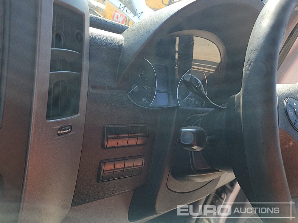 Panel van 2014 Mercedes Sprinter: picture 26