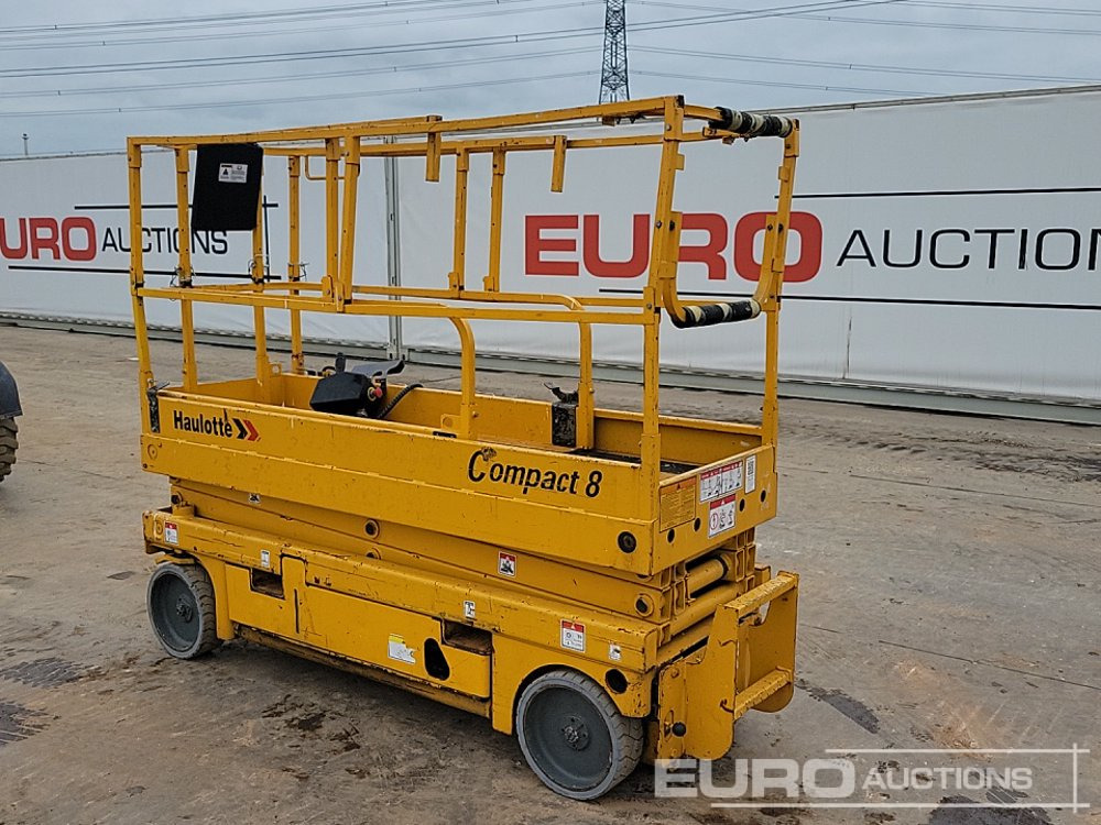 2015 Haulotte Compact 8 - Aerial platform: picture 3 2015 Haulotte Compact 8 - Aerial platform: picture 3