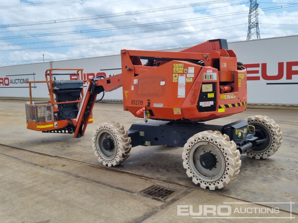 2015 JLG 340AJ - Aerial platform: picture 3 2015 JLG 340AJ - Aerial platform: picture 3