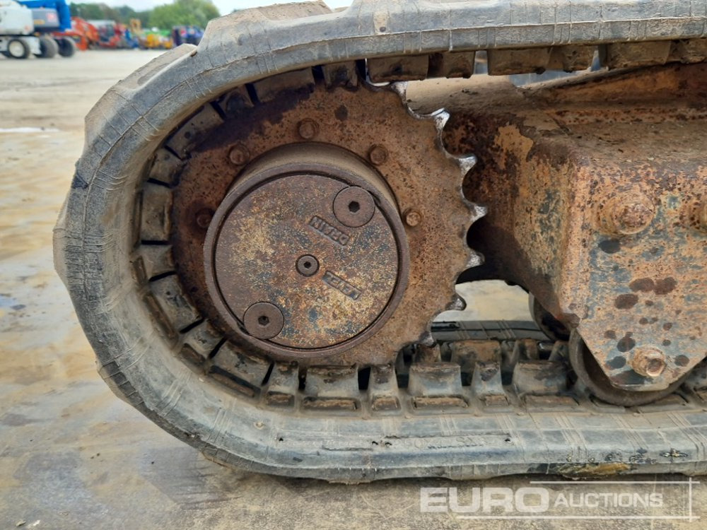 Mini excavator 2015 Kubota U20-3EU: picture 13