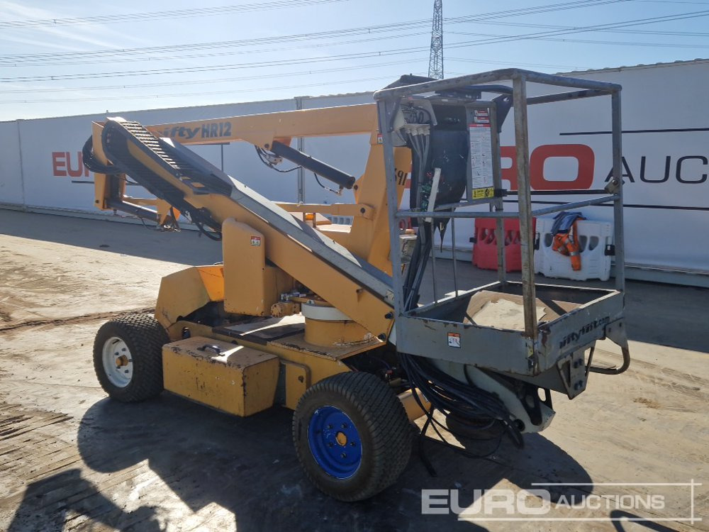 2015 Niftylift HR12NDE - Aerial platform: picture 3 2015 Niftylift HR12NDE - Aerial platform: picture 3