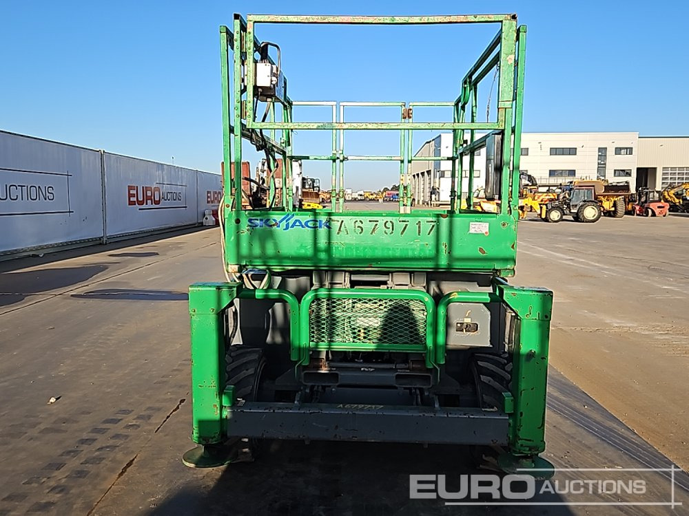 Aerial platform 2015 SkyJack SJ6826RT: picture 8