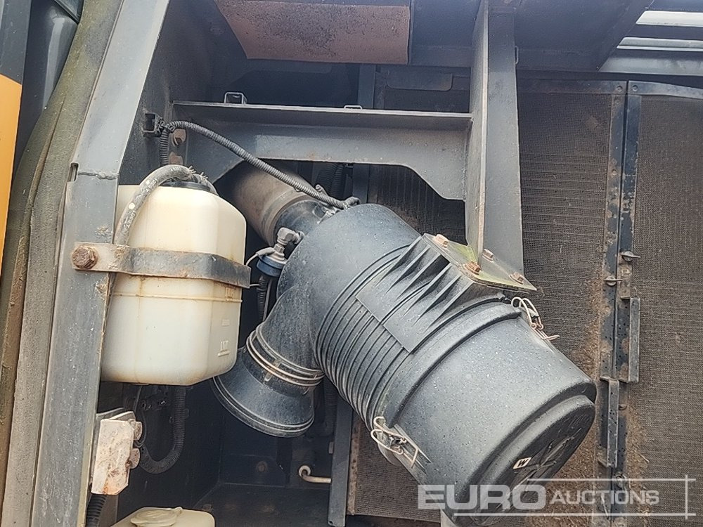 Crawler excavator 2016 Case CX130D: picture 28