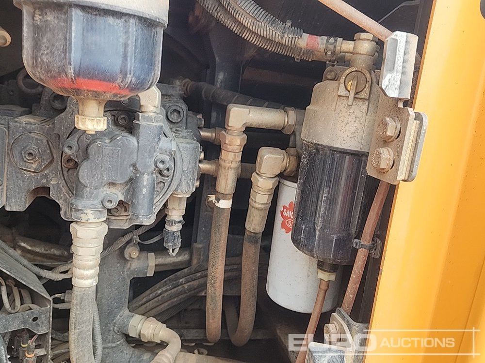 Crawler excavator 2016 Case CX130D: picture 36