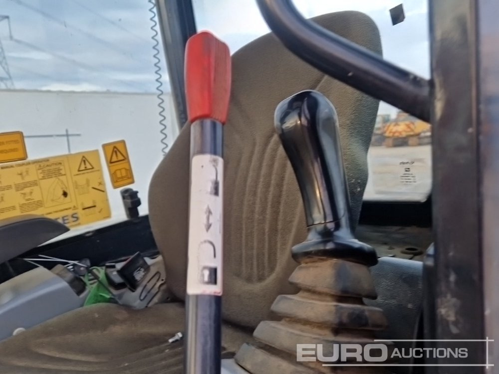 Mini excavator 2016 Kubota U27-4: picture 35