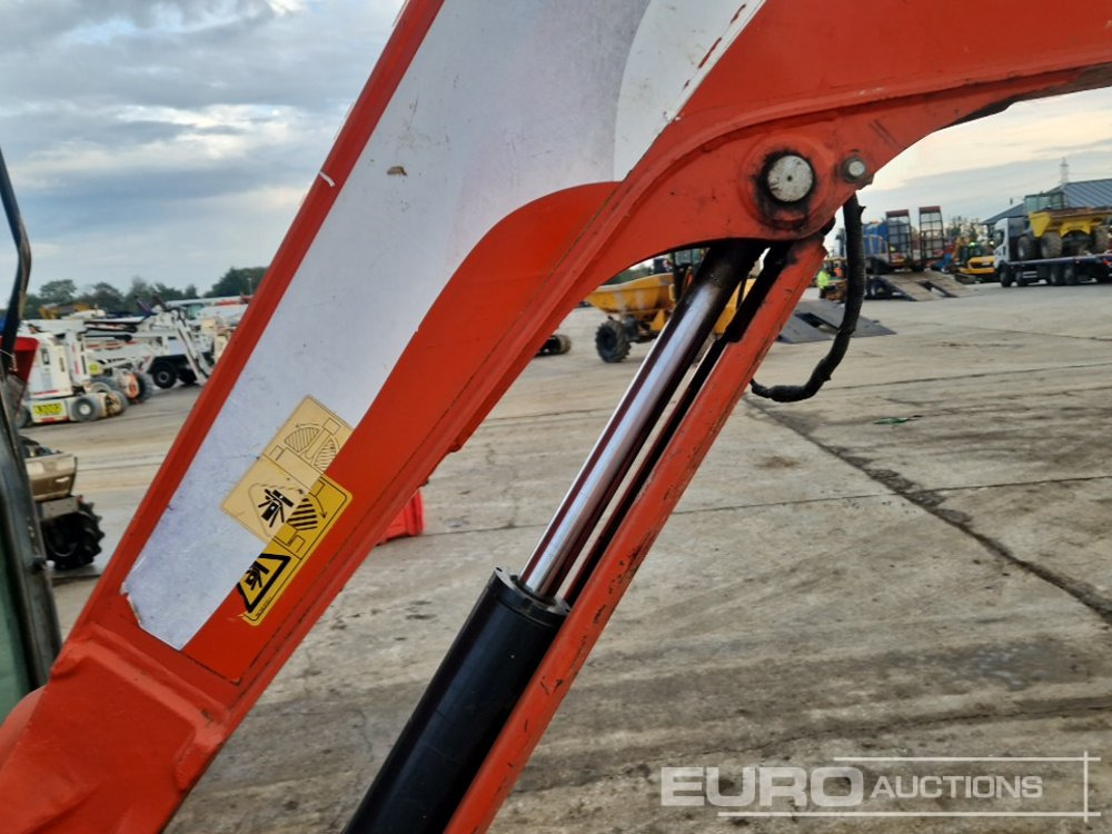 Mini excavator 2016 Kubota U27-4: picture 25