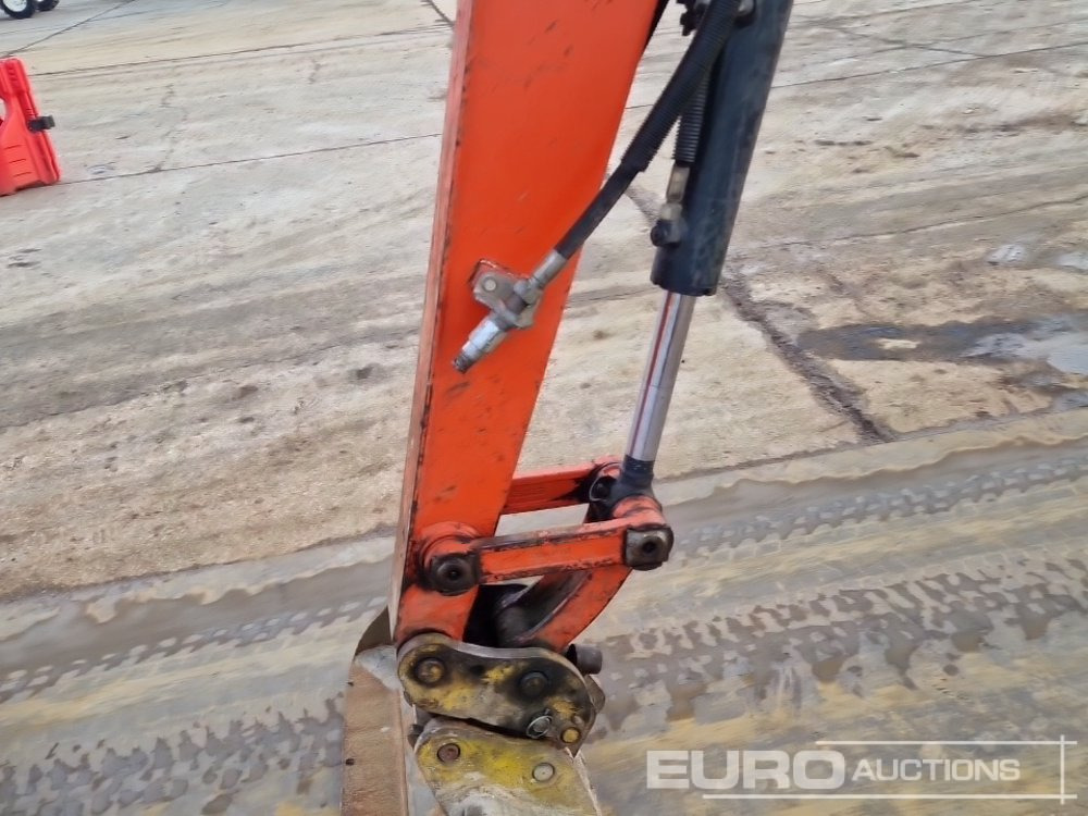 Mini excavator 2016 Kubota U27-4: picture 27