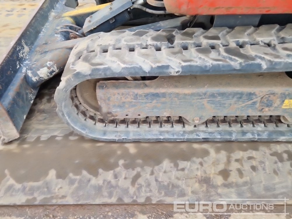 Mini excavator 2016 Kubota U27-4: picture 9