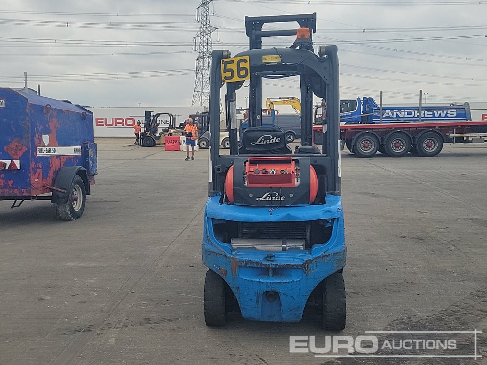 2016 Linde H20T-01 - LPG forklift: picture 4 2016 Linde H20T-01 - LPG forklift: picture 4