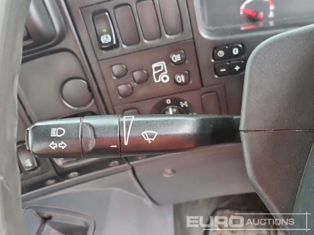 Tank truck 2016 Scania P320: picture 37