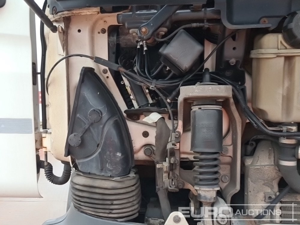 Tank truck 2016 Scania P320: picture 25