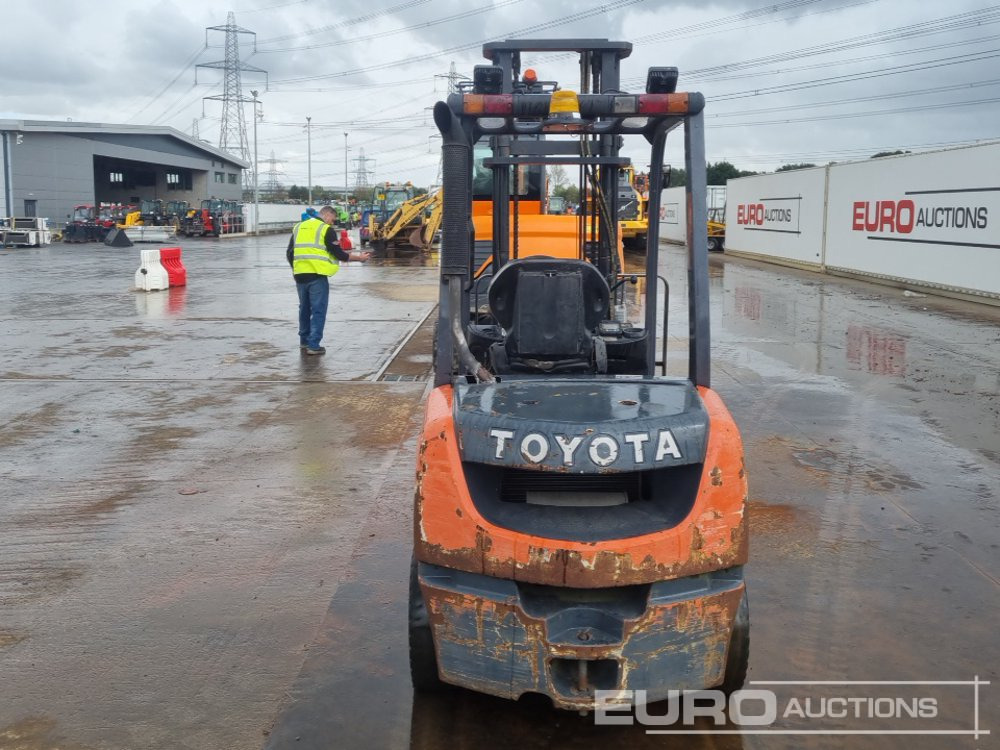 2016 Toyota 02-8FD30 - Forklift: picture 4 2016 Toyota 02-8FD30 - Forklift: picture 4