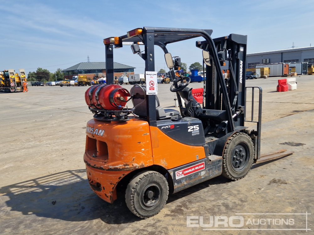 2017 Doosan G25E-5 - Forklift: picture 5 2017 Doosan G25E-5 - Forklift: picture 5