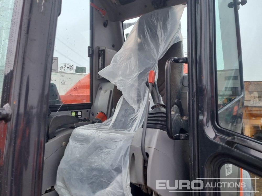 Mini excavator 2017 Kubota KX080-4A: picture 42