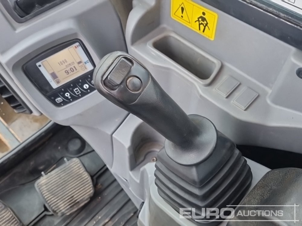 Mini excavator 2017 Kubota KX080-4A: picture 49