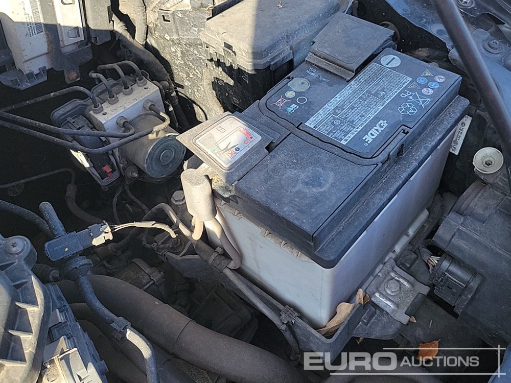 Car 2017 Volkswagen Polo: picture 17