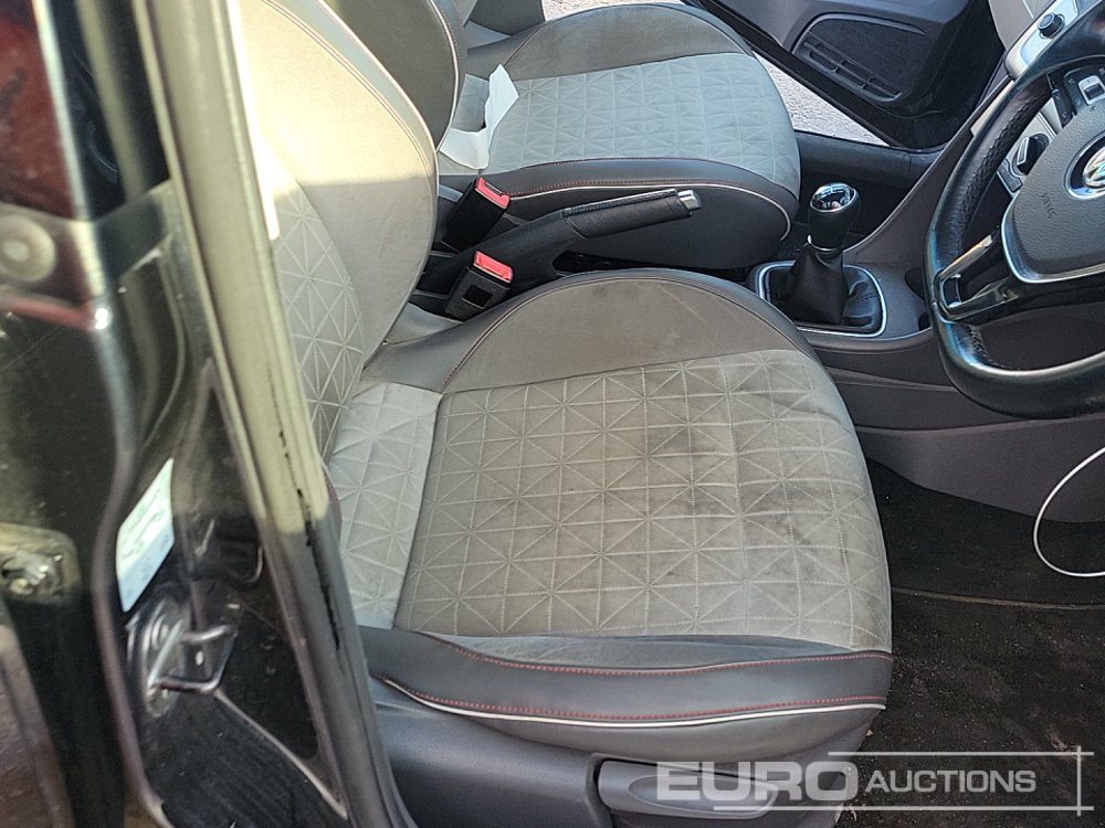 Car 2017 Volkswagen Polo: picture 28