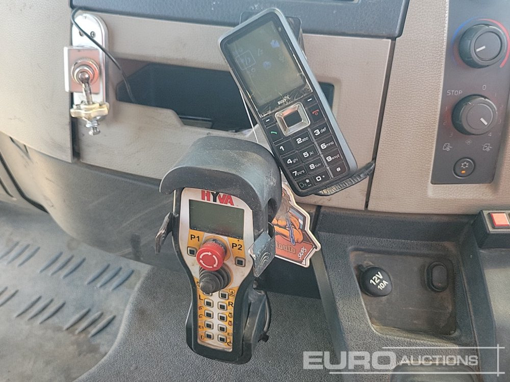 Skip loader truck 2017 Volvo FE280: picture 36