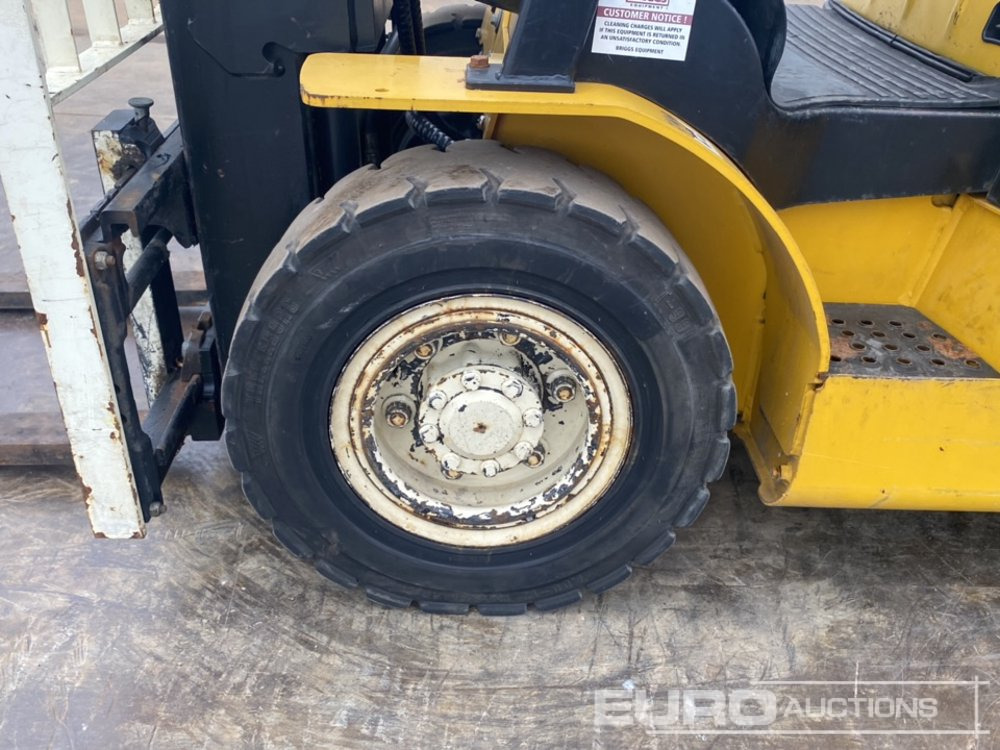 Forklift 2017 Yale GDP25TFV2420: picture 9