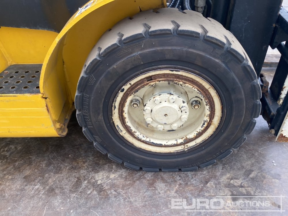 Forklift 2017 Yale GDP25TFV2420: picture 12