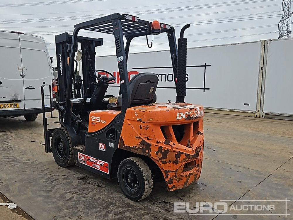 2018 Doosan D25GP - Forklift: picture 3 2018 Doosan D25GP - Forklift: picture 3