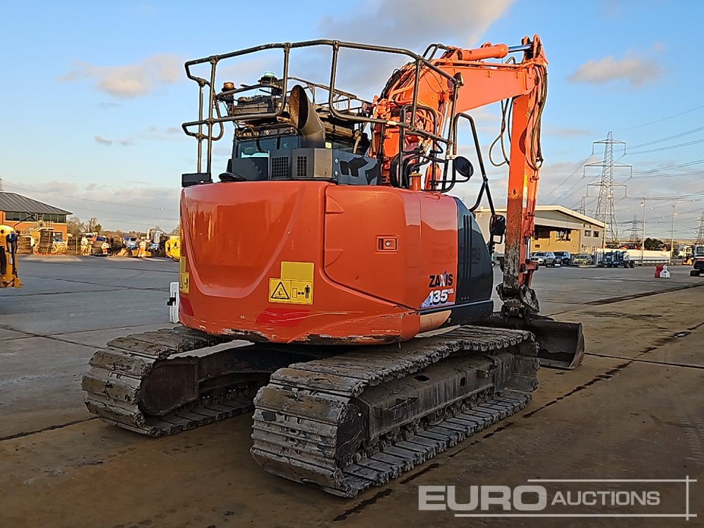2018 Hitachi ZX135US-6 - Crawler excavator: picture 5 2018 Hitachi ZX135US-6 - Crawler excavator: picture 5