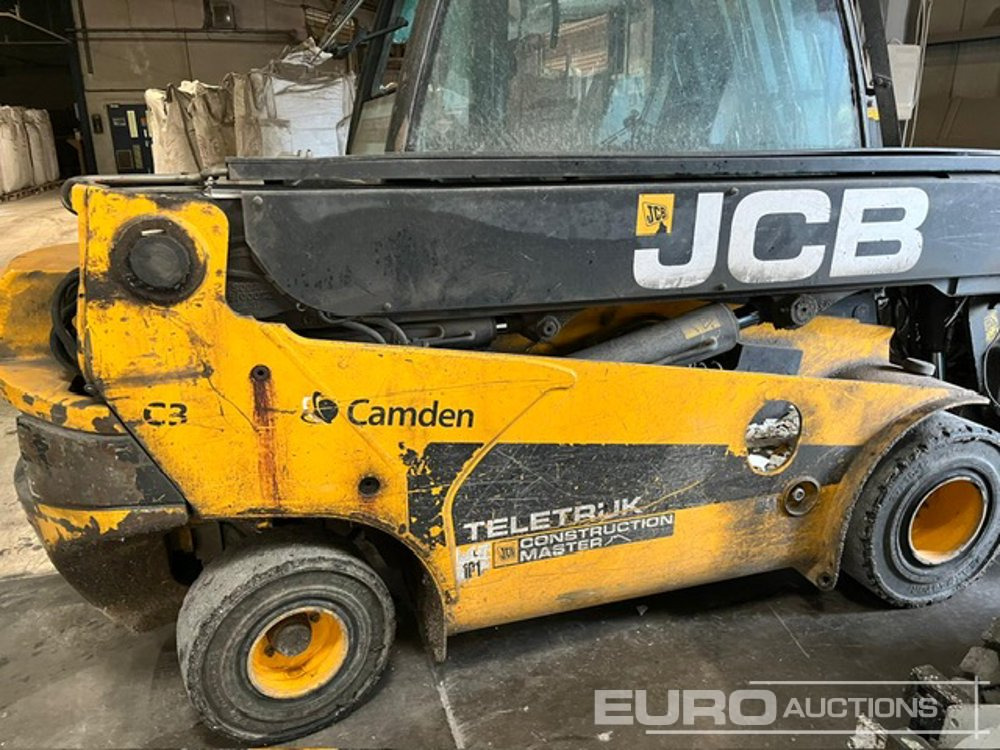 2018 JCB TLT35 - Telescopic handler: picture 2 2018 JCB TLT35 - Telescopic handler: picture 2