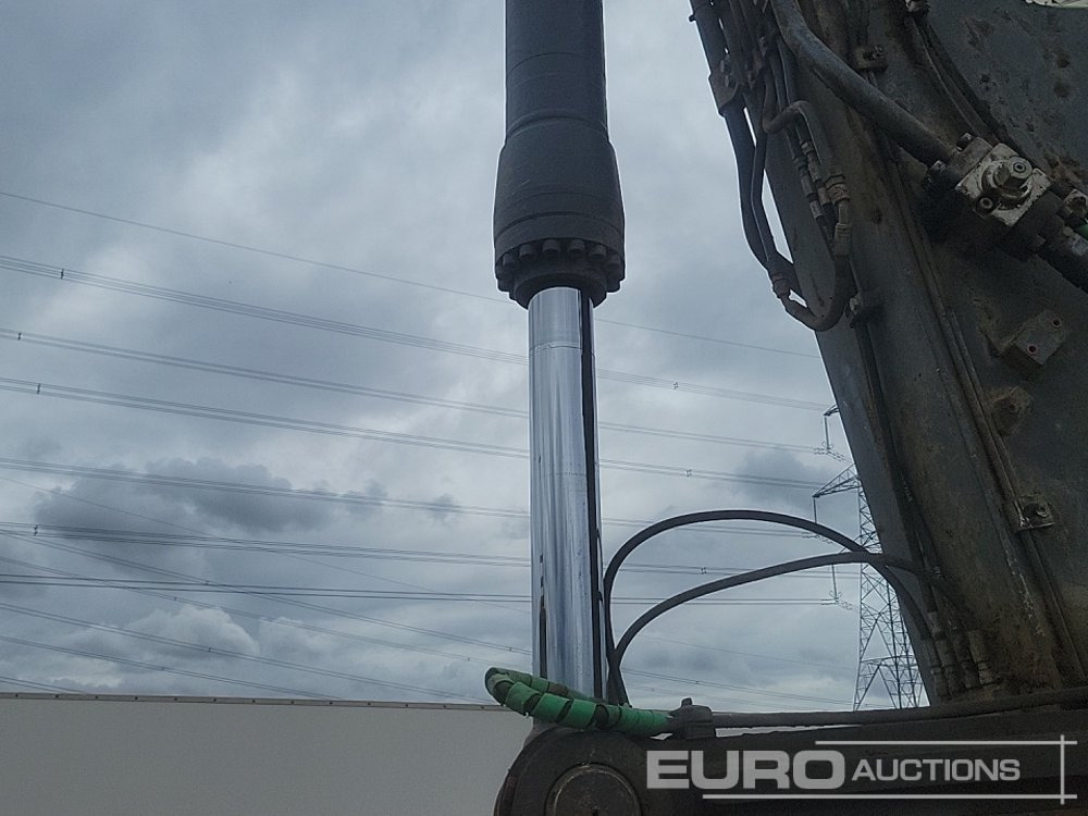 Crawler excavator 2018 Volvo EC250EL: picture 32