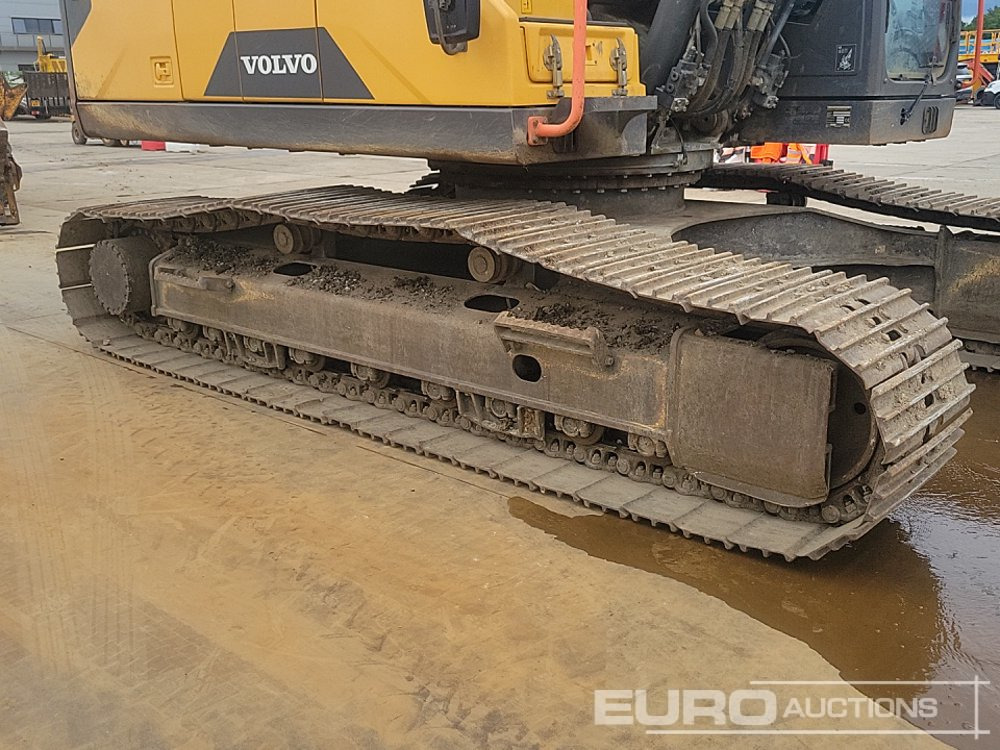 Crawler excavator 2018 Volvo EC250EL: picture 13