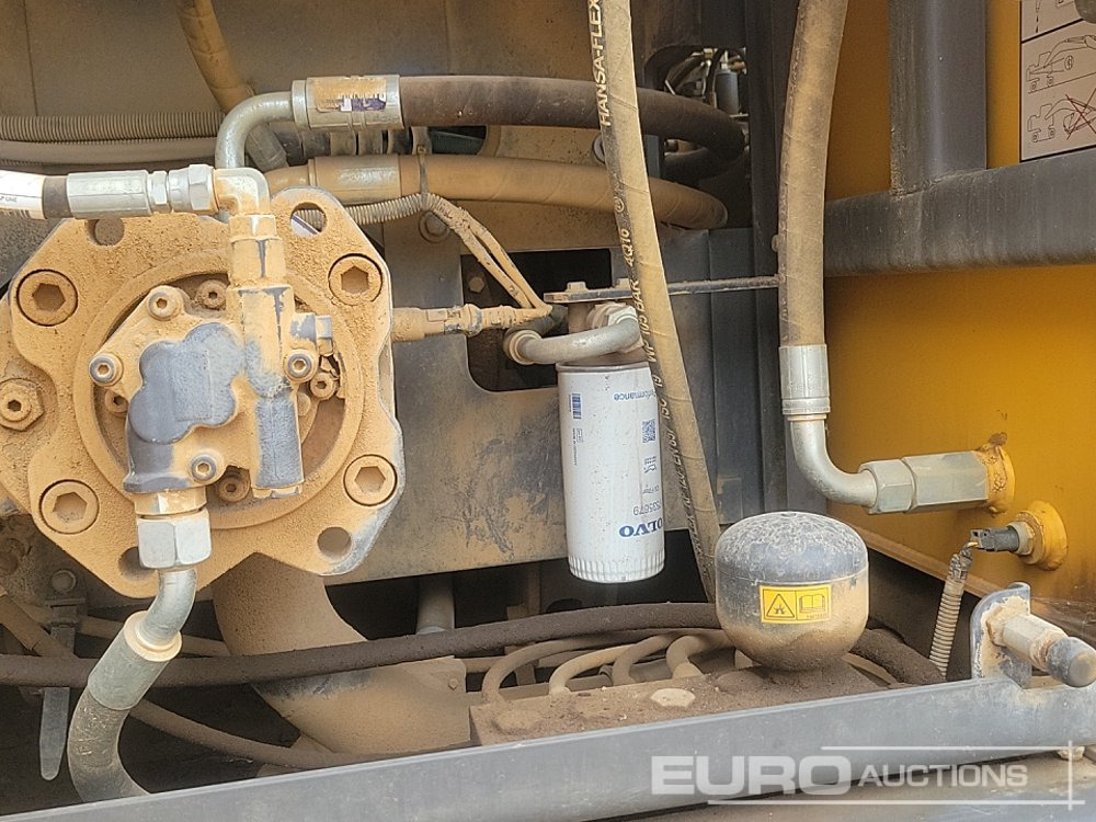 Crawler excavator 2018 Volvo EC250EL: picture 38