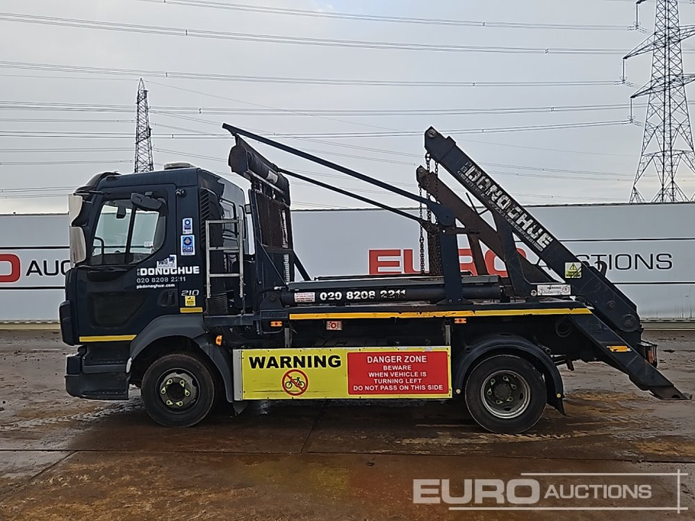 2018 Volvo FL210 - Skip loader truck: picture 2 2018 Volvo FL210 - Skip loader truck: picture 2