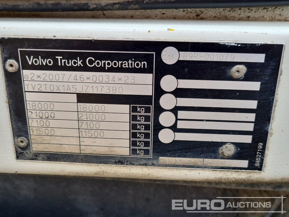 Skip loader truck 2018 Volvo FL818: picture 26