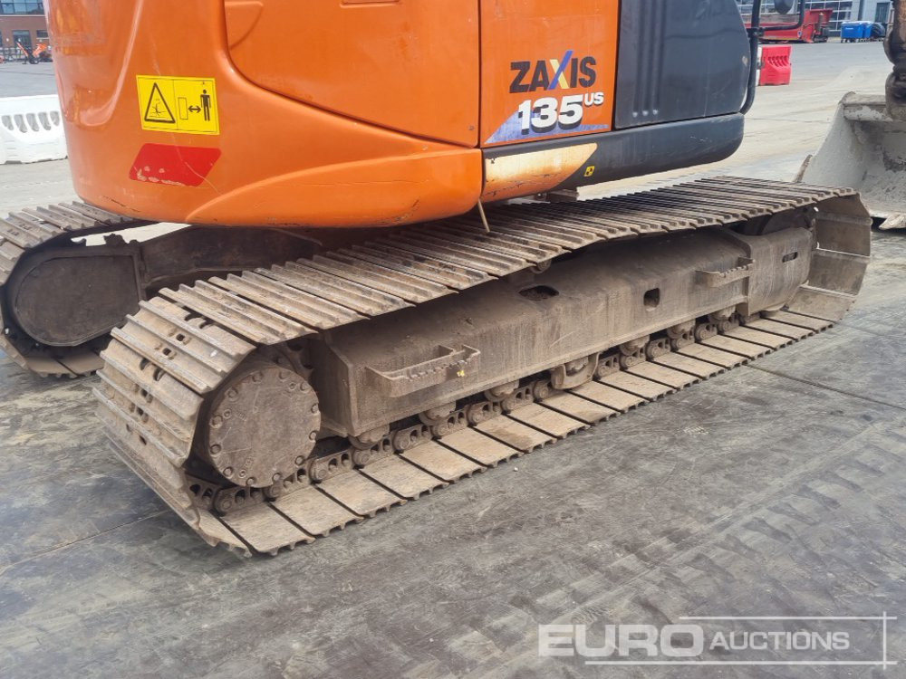 Crawler excavator 2019 Hitachi ZX135US-6: picture 14