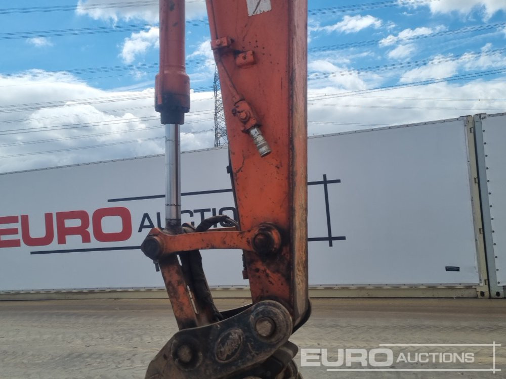 Crawler excavator 2019 Hitachi ZX135US-6: picture 19