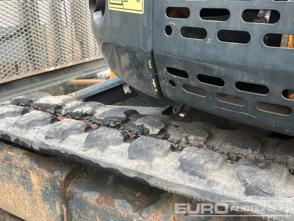 Mini excavator 2019 Hyundai R25Z-9AK: picture 8