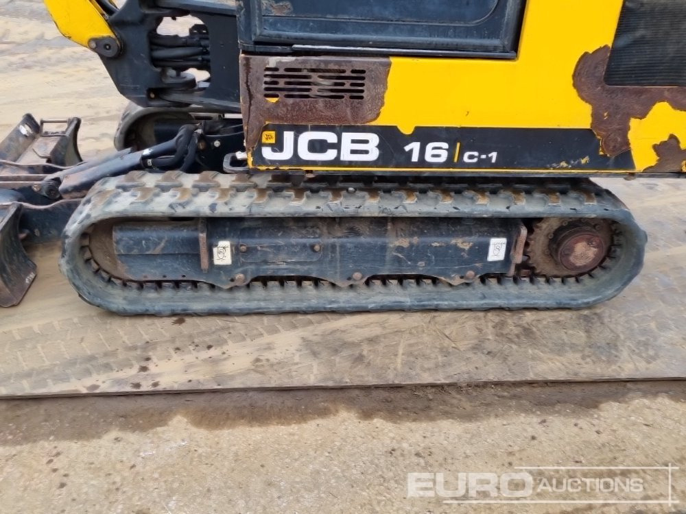 Mini excavator 2019 JCB 16C-1: picture 9