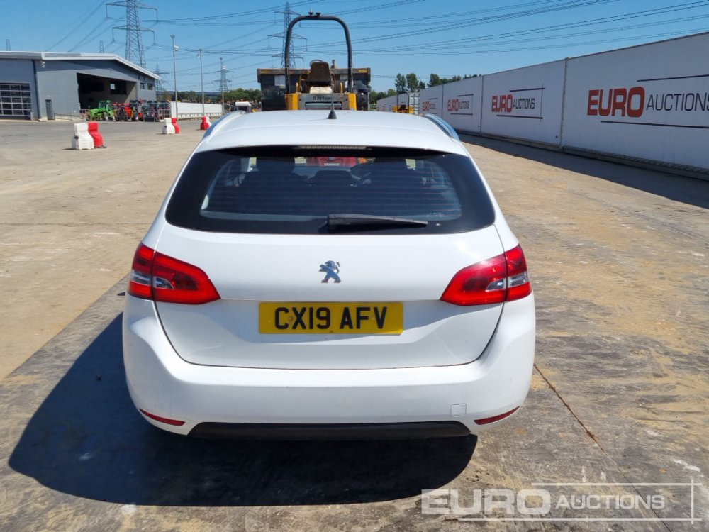 2019 Peugeot 308SW - Car: picture 4 2019 Peugeot 308SW - Car: picture 4