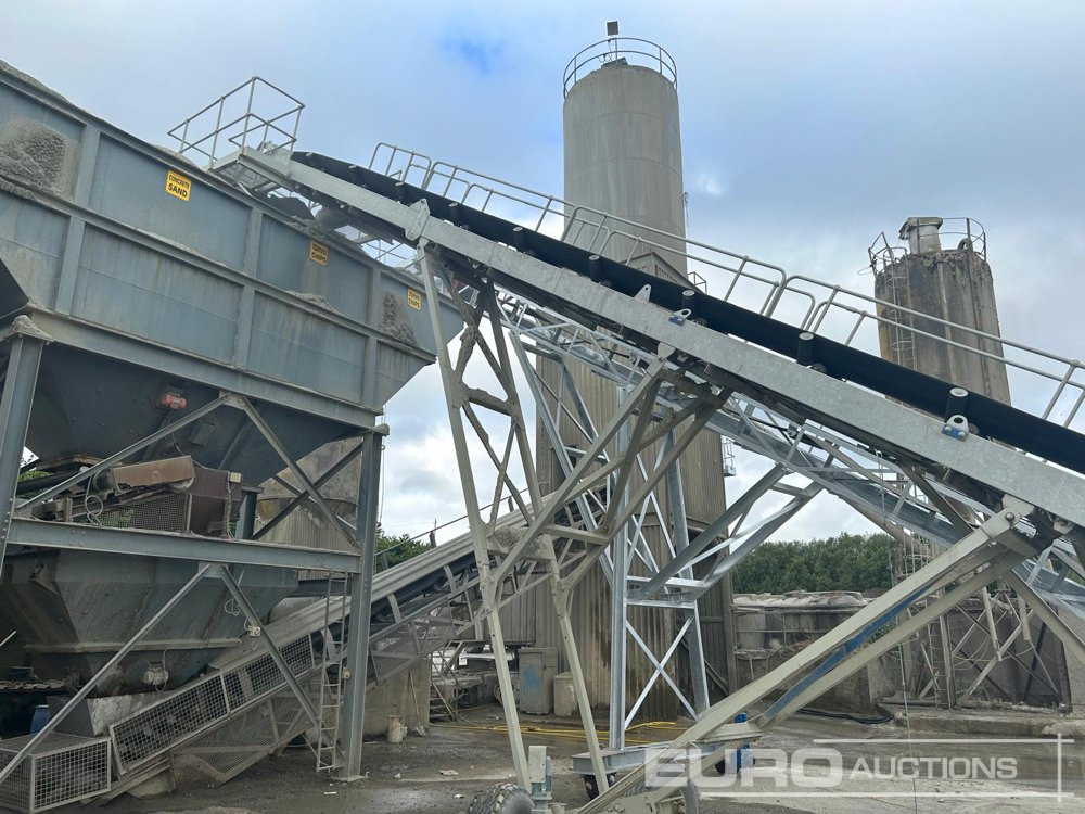 2020 53' 3 Phase Radial Conveyor - Conveyor: picture 1 2020 53' 3 Phase Radial Conveyor - Conveyor: picture 1