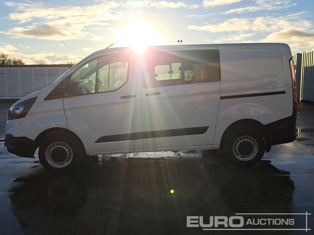 2020 Ford Transit Custom 300 - Combi van: picture 2 2020 Ford Transit Custom 300 - Combi van: picture 2