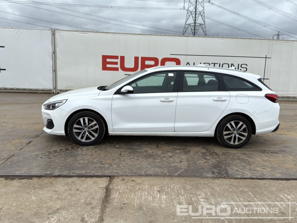2020 Hyundai I30 - Car: picture 2 2020 Hyundai I30 - Car: picture 2