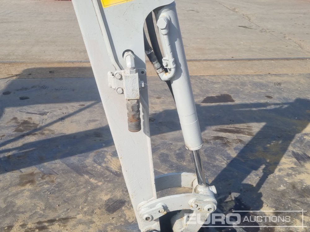 Mini excavator 2020 Takeuchi TB216: picture 20