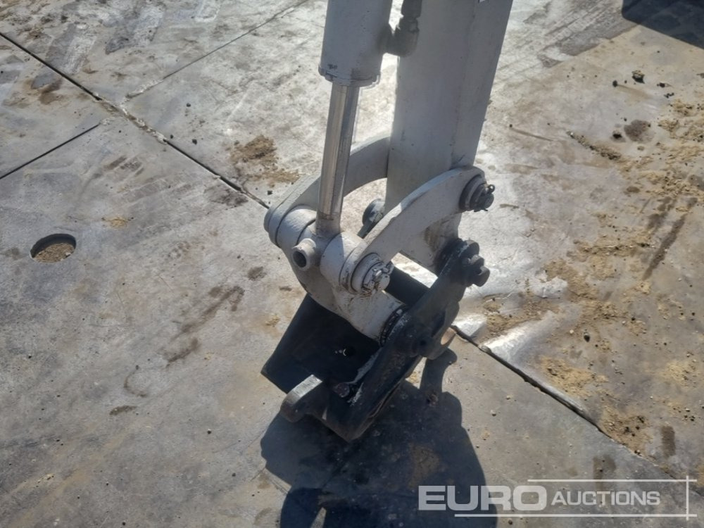 Mini excavator 2020 Takeuchi TB216: picture 15