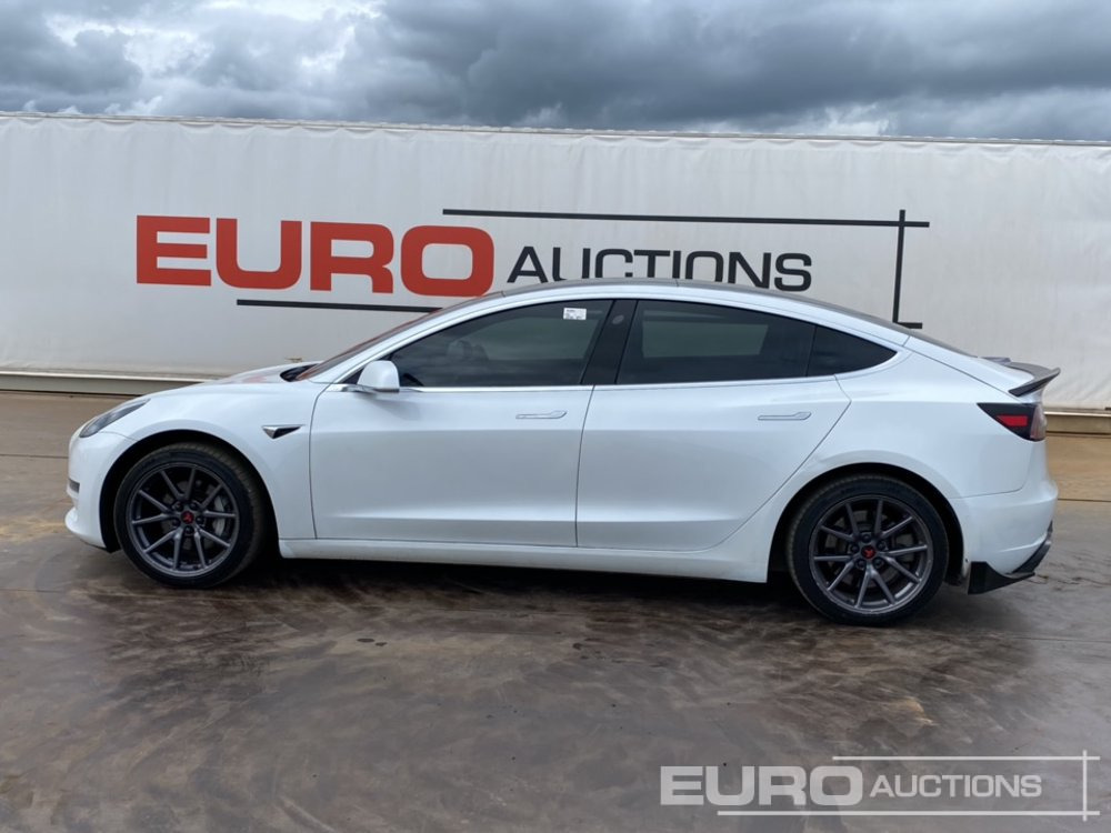 2020 Tesla Model 3 Long Range - Car: picture 2 2020 Tesla Model 3 Long Range - Car: picture 2
