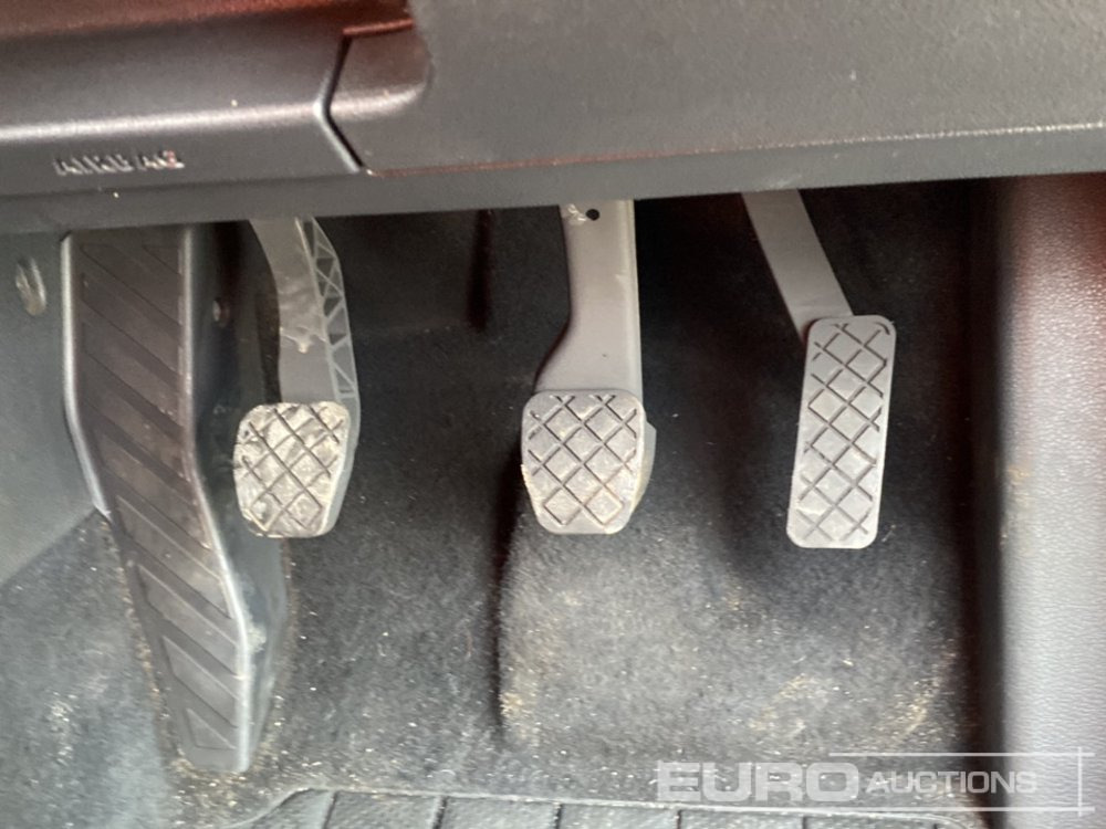 Car 2020 Volkswagen Golf: picture 30
