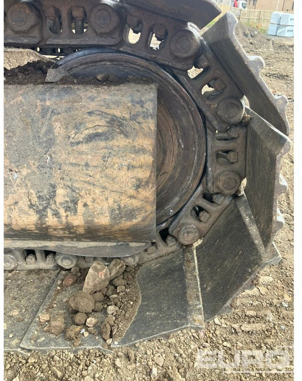 Crawler excavator 2021 Case CX130D: picture 11