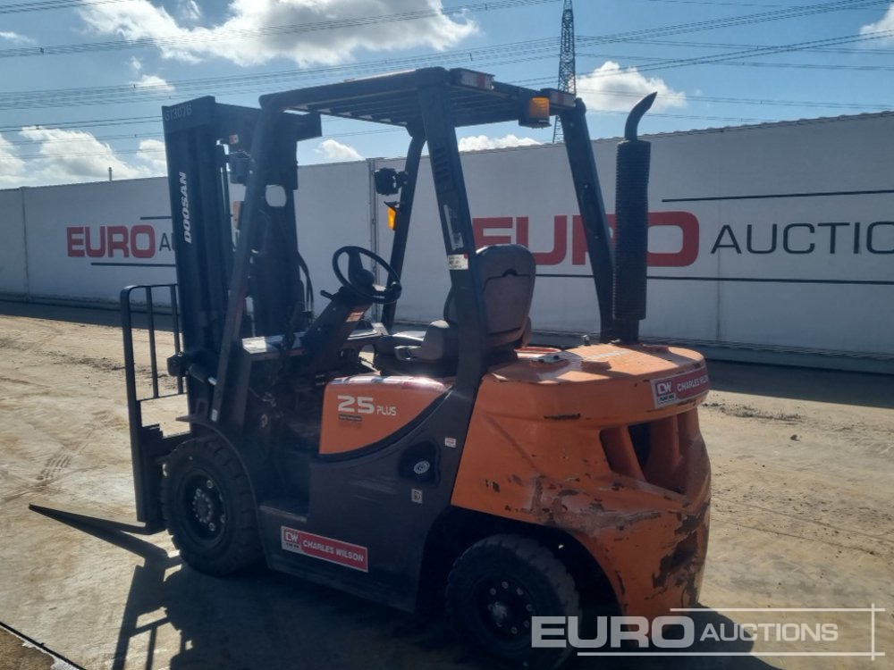 2021 Doosan D25GP - Forklift: picture 3 2021 Doosan D25GP - Forklift: picture 3