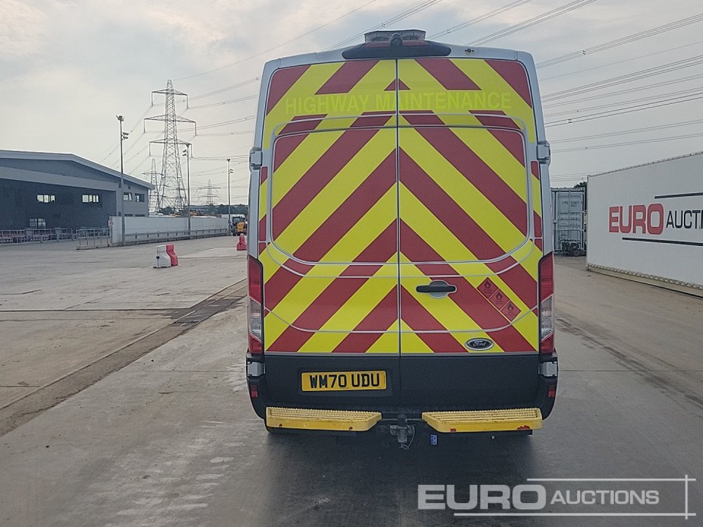 2021 Ford Transit 350 - Combi van: picture 4 2021 Ford Transit 350 - Combi van: picture 4