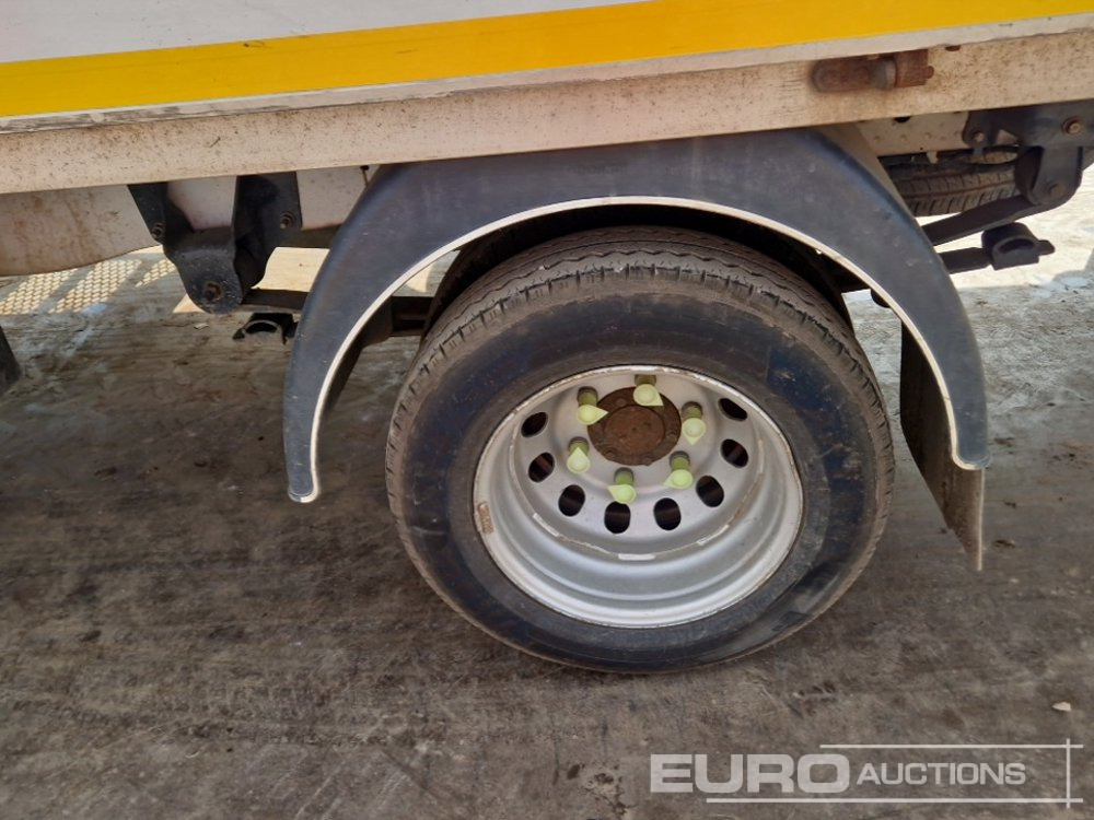 Flatbed van 2021 Ford Transit 350: picture 10