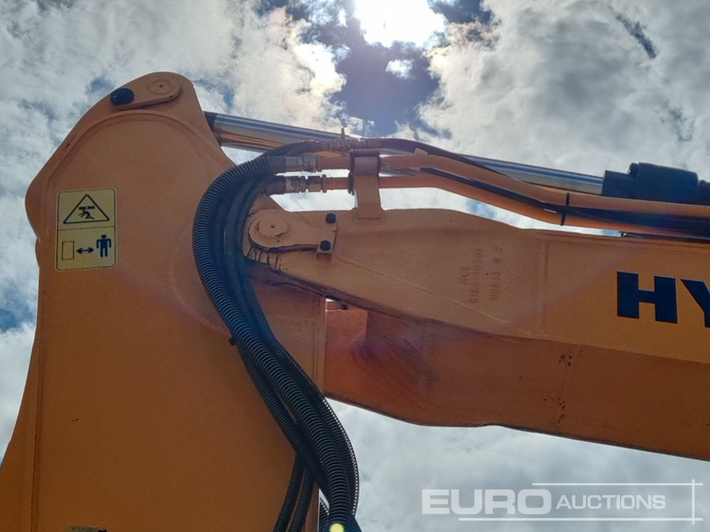 Crawler excavator 2021 Hyundai HX145LCR: picture 21
